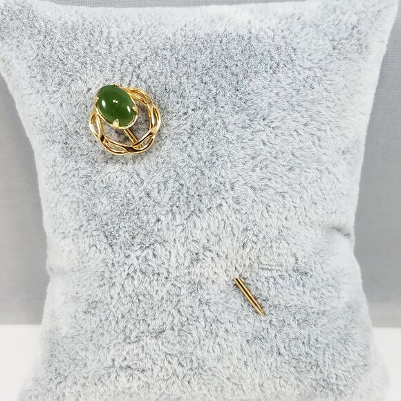 ART 12K Gold Filled Green Stone Stick Pin Vintage 1950s Arthur Pepper Jewelry - Picture 8 of 9